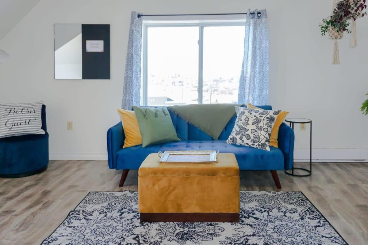 Amazing Location In Saint John 2 Bedroom Modern Parking New Exterior photo